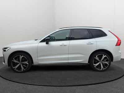 Volvo XC60 B4 Plus Dark/ Essence (2024) - Photo 2
