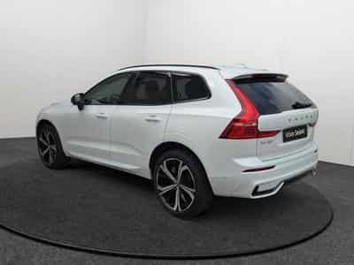 Volvo XC60 B4 Plus Dark/ Essence (2024) - Photo 3