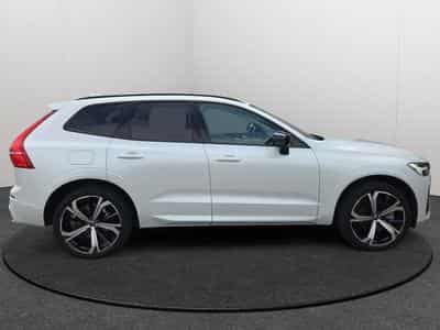 Volvo XC60 B4 Plus Dark/ Essence (2024) - Photo 6