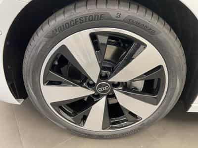 Audi A5 A5 Avant  S line TDI quattro 204 CV / 150 kW S tronic (2025) - Photo 9