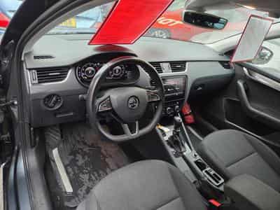 Skoda Octavia BREAK TDI DSG (2019) - Photo 6