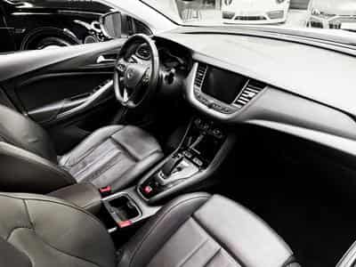 Opel Grandland Hybrid4 300 Ultimate (2020) - Photo 13
