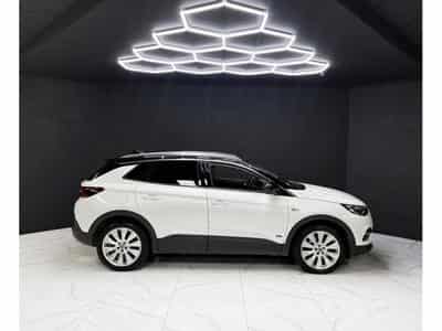 Opel Grandland Hybrid4 300 Ultimate (2020) - Photo 6