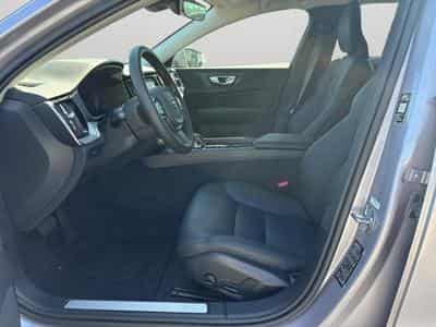 Volvo V60 B4 Core / Essence (2025) - Photo 10