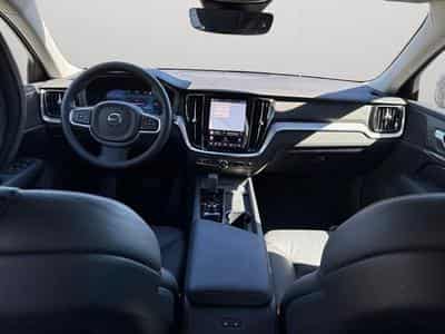 Volvo V60 B4 Core / Essence (2025) - Photo 11