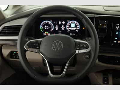 VW T7 eHybrid 4M Business (2026) - Photo 5
