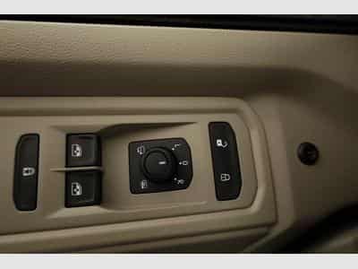 VW T7 eHybrid 4M Business (2026) - Photo 7