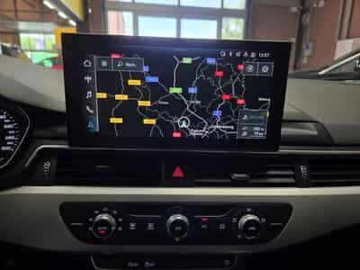 Audi A4 AVANT 30TDI ATTRACTION S-TRONIC (2022) - Photo 15