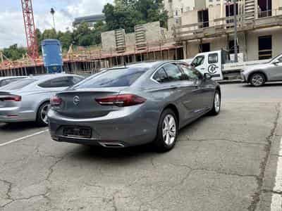 Opel Insignia Grand Sport 2.0 CDTI Elegance Aut. (2021) - Photo 6