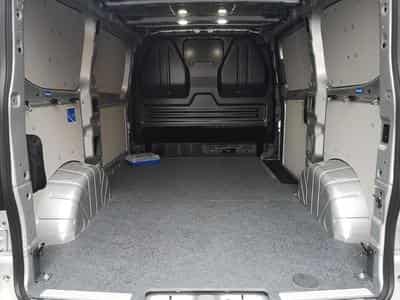 VW e-Transporter Kasten BEV 100 kW RWD KR (2026) - Photo 8