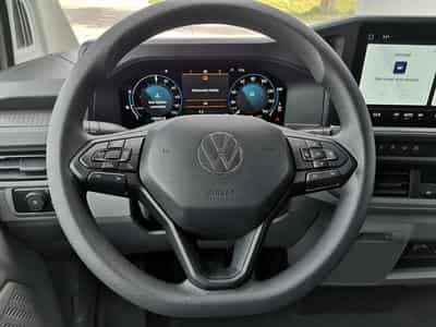 VW T7 BEV 100 kW RWD LR (2026) - Photo 4