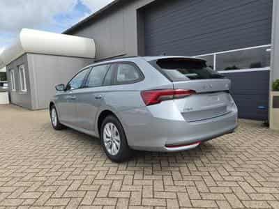 Skoda Octavia 1.5 TSI 150PS (2026) - Photo 2