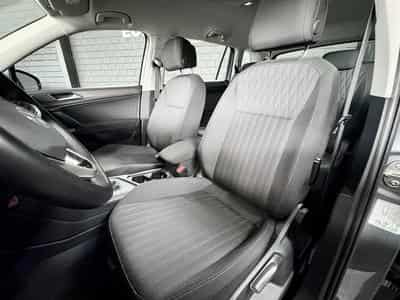 VW Tiguan Life 1.5 TSI 150 CV DSG7 *7 PLACES *ATTELAGE* *HAYON* (2025) - Photo 7