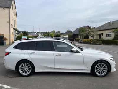 BMW 318 318d A G21 Touring - ACC - Keyless - Head up Display (2023) - Photo 4