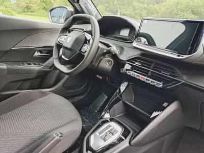 Peugeot 2008 Hybrid 145 Business (2026) - Photo 6