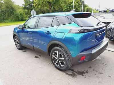 Peugeot 2008 Hybrid 145 Allure (2026) - Photo 3