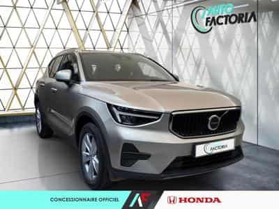 Volvo XC40 -21% T2 129ch Essential Geartronic 8 (2024) - Photo 6