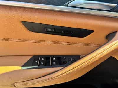 BMW 530 530e Touring Aut. M Sport (2023) - Photo 11