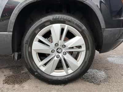Skoda KAROQ 1.5 TSI 150 SELECTION DSG7 (2025) - Photo 9