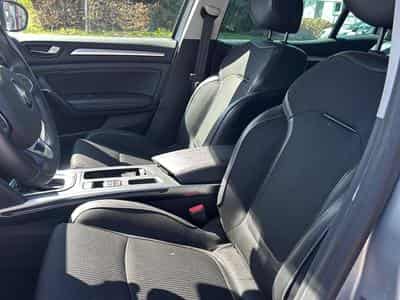 Renault Megane 1.5 BLUE DCI 115 TECHNO EDC (2023) - Photo 12