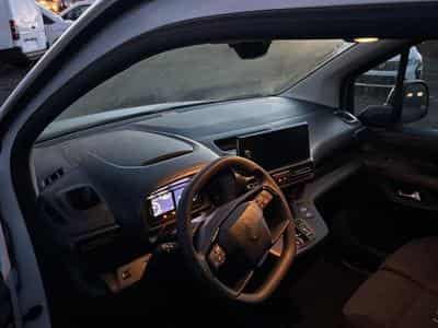 Citroen Berlingo XL 950KG BLUEHDI 130 EAT8 (2025) - Photo 10