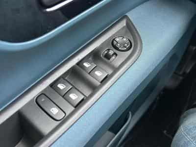 Fiat GRANDE PANDA 1.2 HYBRID 100 LA PRIMA EDCT6 (2025) - Photo 9