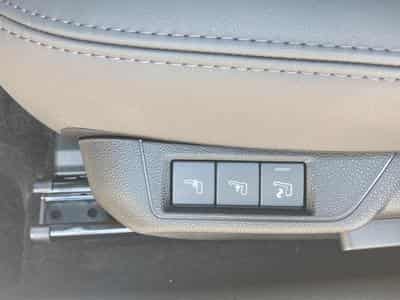 Alfa-Romeo JUNIOR 1.2 IBRIDA 145 SPECIALE E-DCT6 (2026) - Photo 12