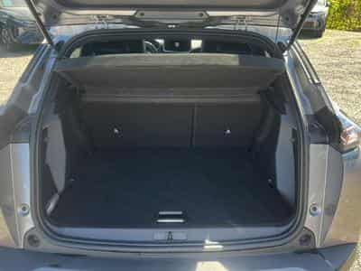 Peugeot 2008 1.2 100 ALLURE (2025) - Photo 13