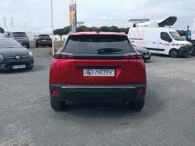 Peugeot 2008 1.2 100 ALLURE (2025) - Photo 6