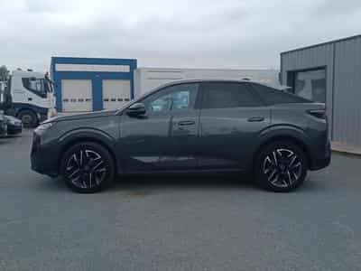 Peugeot 3008 1.2 HYBRID 145 GT E-DCS6 (2025) - Photo 8