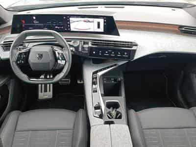 Peugeot 3008 1.2 HYBRID 145 GT E-DCS6 (2025) - Photo 9