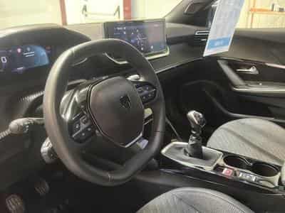 Peugeot 2008 1.2 100 ALLURE (2025) - Photo 13