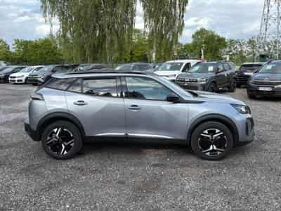 Peugeot 2008 1.2 100 ALLURE (2025) - Photo 4