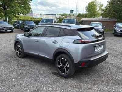 Peugeot 2008 1.2 100 ALLURE (2025) - Photo 7
