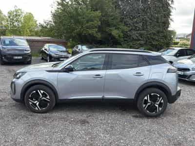 Peugeot 2008 1.2 100 ALLURE (2025) - Photo 8