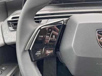 Peugeot 3008 1.2 HYBRID 145 ALLURE E-DCS6 (2025) - Photo 14