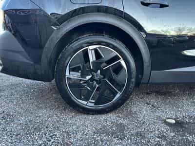 Peugeot 408 HYBRID 145 GT E-DCS6 (2025) - Photo 11
