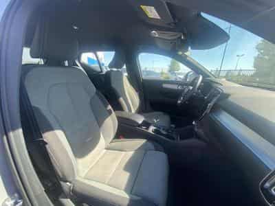 Volvo XC40 T4 RECHARGE 211 START DCT 7 (2023) - Photo 12