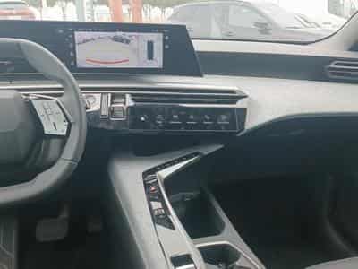 Peugeot 5008 HYBRID 145 ALLURE E-DCS6 (2025) - Photo 11