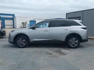 Peugeot 5008 HYBRID 145 ALLURE E-DCS6 (2025) - Photo 8