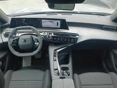 Peugeot 5008 HYBRID 145 ALLURE E-DCS6 (2025) - Photo 9