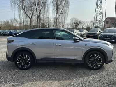 Peugeot 3008 1.2 HYBRID 145 GT E-DCS6 (2025) - Photo 4
