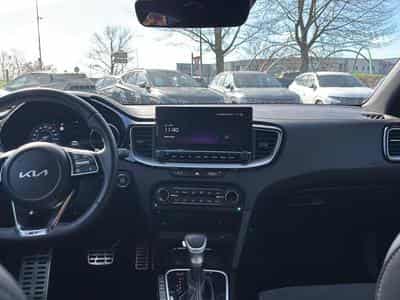 Kia XCEED 1.5 T-GDI 140 GT-LINE PREMIUM DCT7 (2024) - Photo 10