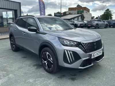 Peugeot 2008 1.2 100 ALLURE (2025) - Photo 3