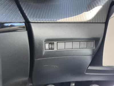 Peugeot 2008 1.2 100 STYLE (2025) - Photo 12
