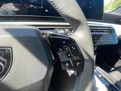 Peugeot 3008 1.2 HYBRID 145 ALLURE E-DCS6 (2025) - Photo 13