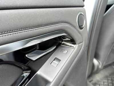 Land-Rover RANGE ROVER EVOQUE 2.0 D 180 SE AWD BVA (2019) - Photo 9