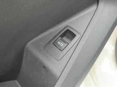 Bmw SERIE 1 (F70) 120DA 163 M SPORT DESIGN DKG7 (2025) - Photo 13
