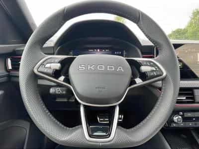 Skoda KAMIQ 1.0 TSI EVO 2 116 MONTE CARLO DSG7 (2026) - Photo 11