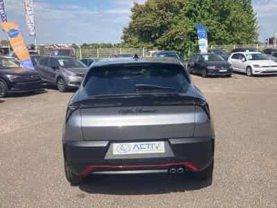 Alfa-Romeo JUNIOR 1.2 IBRIDA 145 SPECIALE E-DCT6 (2026) - Photo 6